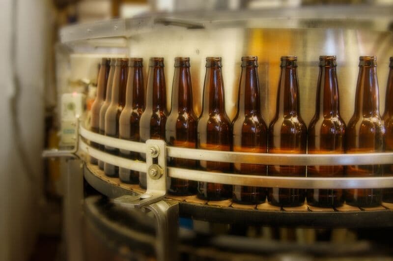 Packaging Glass Bottles With Precision
